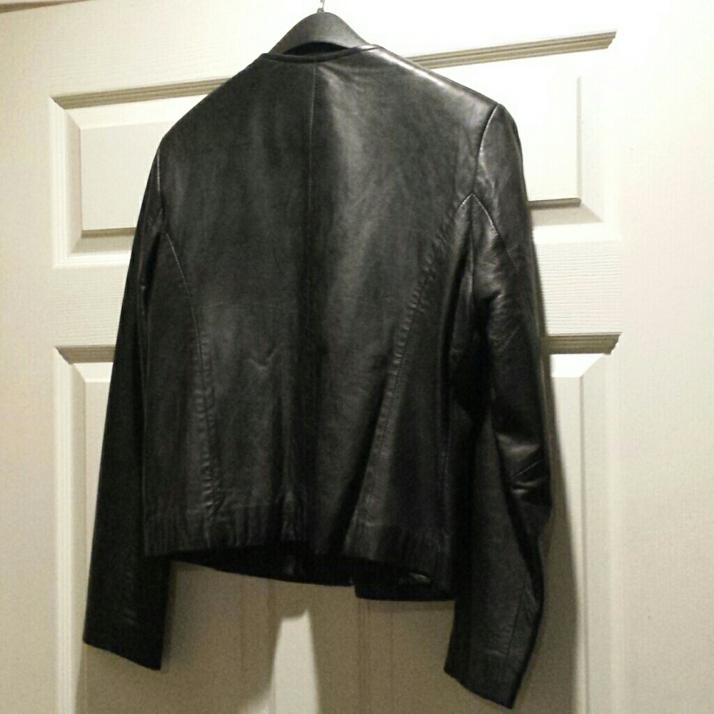 Leather jacket - Picture 2 of 5